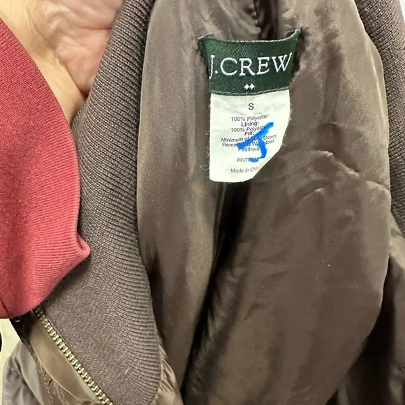 J Crew Puffer Vest - Picture 2 of 3